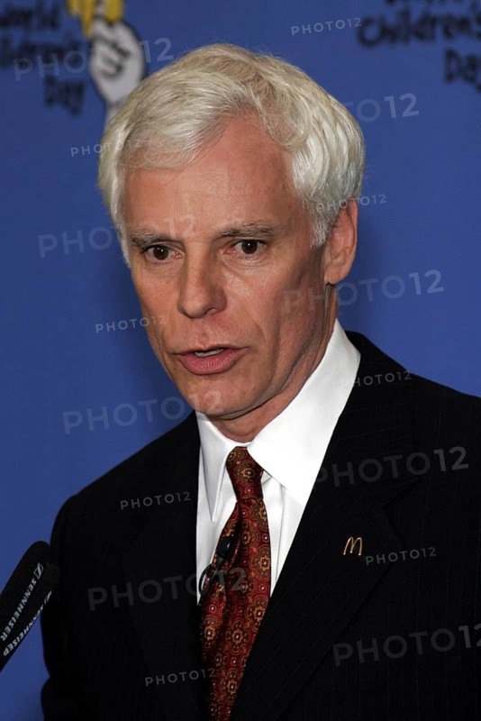 Mike Roberts at the 2005 World Children's Day at the Ronald McDonald House in Los Angeles, USA on November 15, 2005, Los Angeles, California, USA, North America