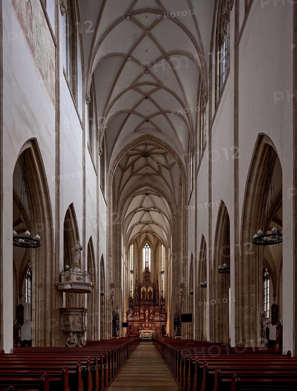 Built 1280-1390, interior facing east, pulpit 1592, high altar 19th century, St., Sankt, Saint