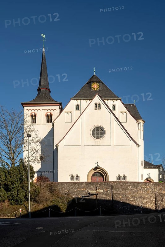 Bergisch-Gladbach, Paffrath district, St Clemens, west side