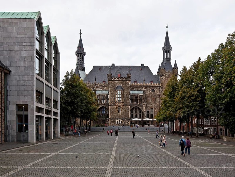 Aachen Town Hall View from the south first completed around 1350 several conversions in Baroque and Historicism most recently the lanterns of the towers redesigned in 1979