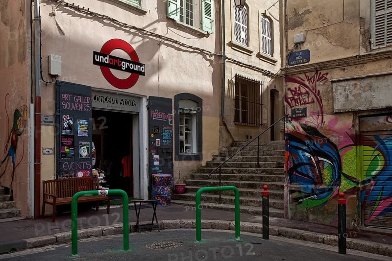Corner of Rue Ste-Francoise and Rue des Repentis