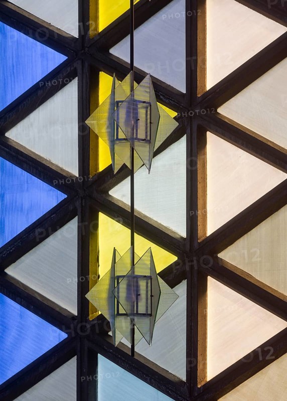 Completed in 1965 according to plans by the Kiel architects Hermann Weidling and Erhart Kettner, detail lamps, St., Sankt, Saint