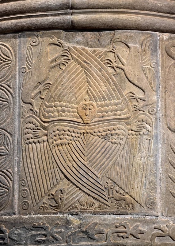 Gropina, Pieve San Pietro di Gropina, pulpit Relief of a seraphim and fantasy creatures