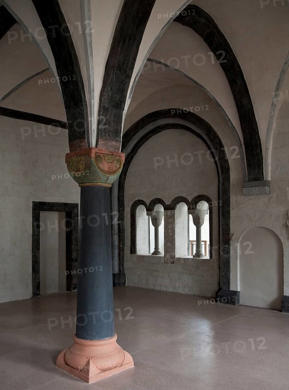 South wing cloister, upper floor, hall, St., St., Saint