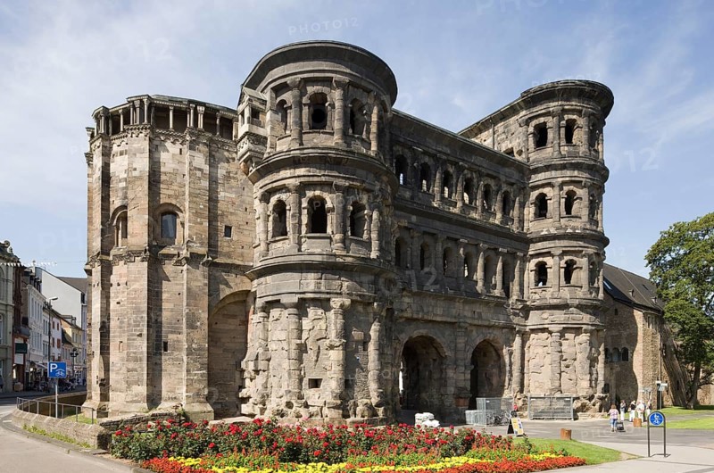 Field side with apse of the double church of the medieval Simeonstift, 11th century, St., Sankt, Saint