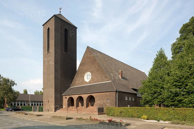 Built in 1938 by Bernhard Hopp, St., Sankt, Saint