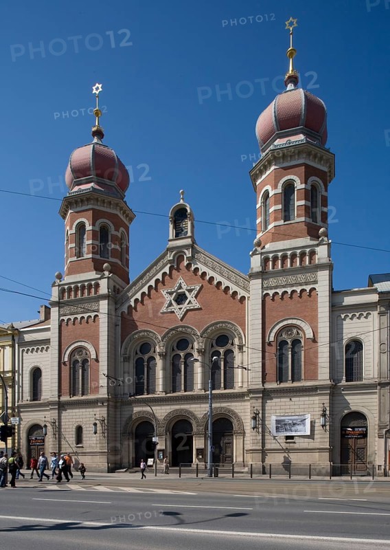 Czech Rep Plzen/Pilsen Great Synagogue front view. The Great Synagogue in Pilsen is Europe's second largest synagogue (after the Great Synagogue in Budapest) and the third largest in the world. It was designed by architect Emanuel Klotz in Moorish-Romanesque style. The foundation stone was laid in December 1888 and the building was completed in 1893