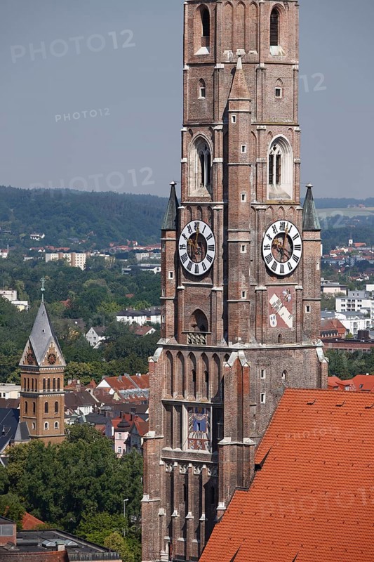 Tower from south-east, view from Trausnitz Castle, St., Sankt, Saint