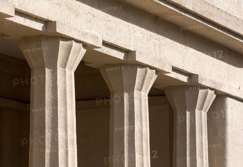 Hala Stulecia, (Hala Ludowa, Engl. People's Hall) built 1911-1913 by Max Berg, overall planning of the site by Hans Poelzig, exhibition building by Poelzig made of exposed concrete, detail columns