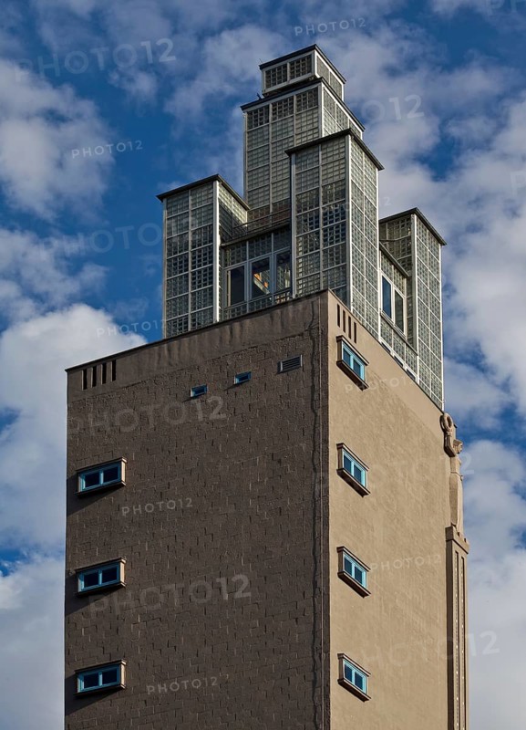 Magdeburg Rotehornpark Observation tower built in 1927 by Albinmüller for the German Theatre Exhibition 60 m high upper floors and light box top from north-west