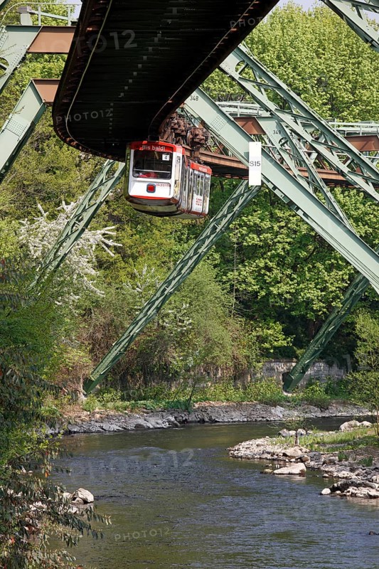 Suspension railway from Wuppertal-Oberbarmen to Wuppertal-Vohwinkel