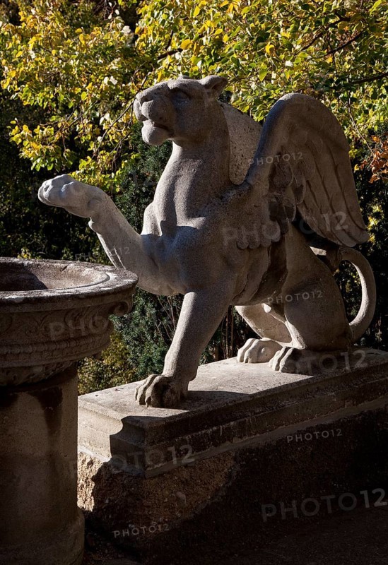 Main construction period 1907-1915 by Bernhard Sehring, viewing pulpit with sculptures of winged lions