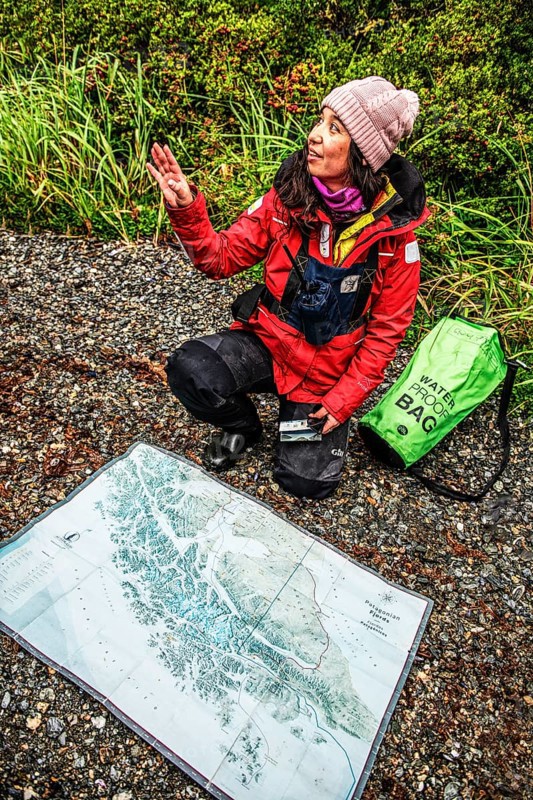 Expedition guide explains the beach zone of the Aquilar glacier, Cordillera Darwin, north-east foothills of the Beagle Channel, Tierra del Fuego, Tierra del Fuego, Patagonia, Chile, South America