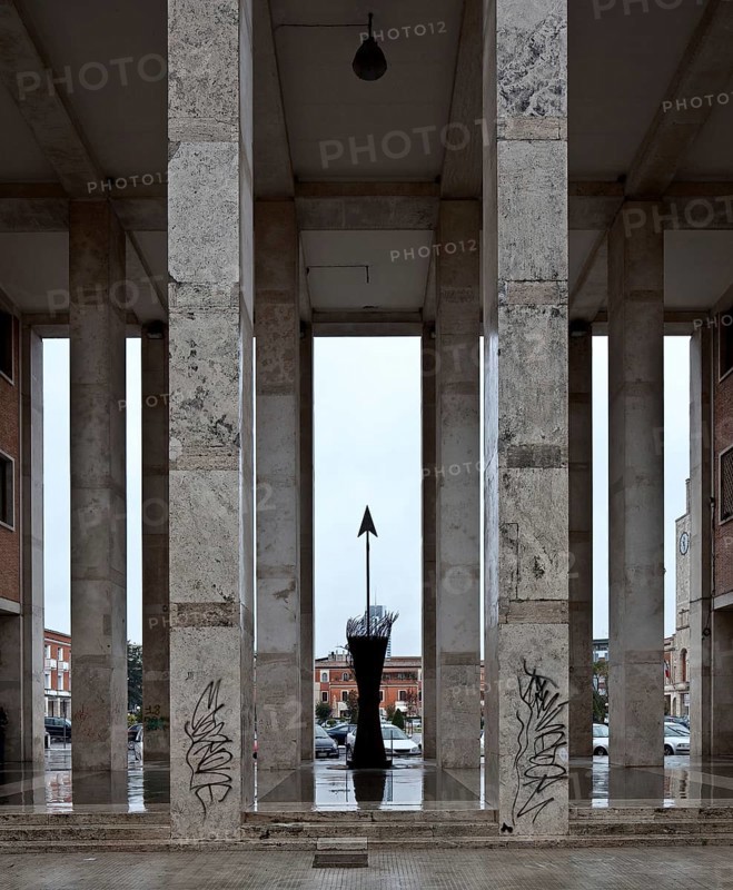 City name formerly Littoria, Latina is the first planned city in Italy realised during Fascism, from 1932, location Piazza del Popolo