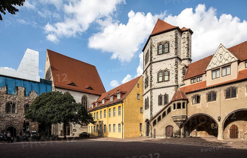 Halle/Saale, Museum Moritzburg. North wing, remodelled by the Spanish architects Fuensanta Nieto and Enrique Sobejano, Maria Magdalena Chapel, military hospital and gate tower