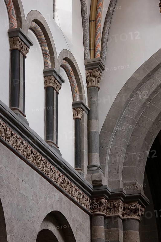Detail of nave and crossing pillars, St., Sankt, Saint