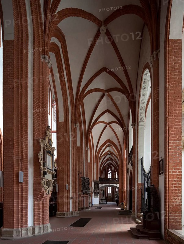 South aisle to the east, St., Sankt, Saint