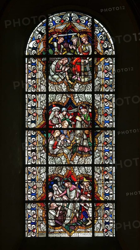 South transept window from 1901/1902 with scenes from the life of the Apostle James the Elder