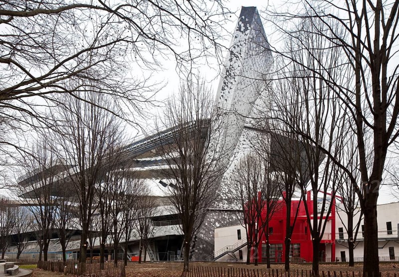 Architect Jean Nouvel, opened in 2015, view from the Parc de la Villette, in front of it a functional park building by Bernard Tschumi built in 1984
