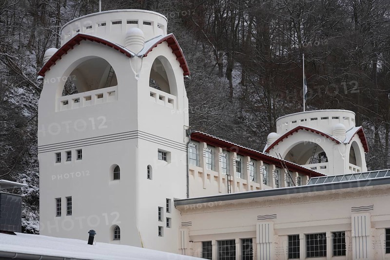 Exterior view in the snow, detail towers
