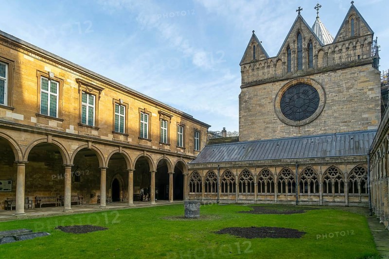 Cloisters of Lincoln cathedral church, city of Lincoln, Lincolnshire, England, UK