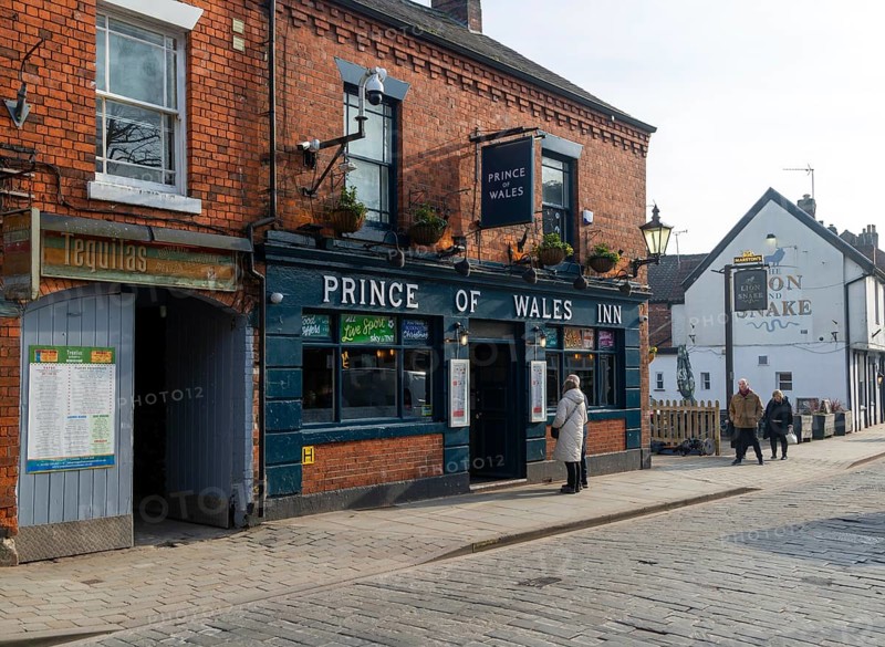 Prince of Wales Inn public house, Bailgate, Uphill area of city of Lincoln, Lincolnshire, East Midlands, England, UK
