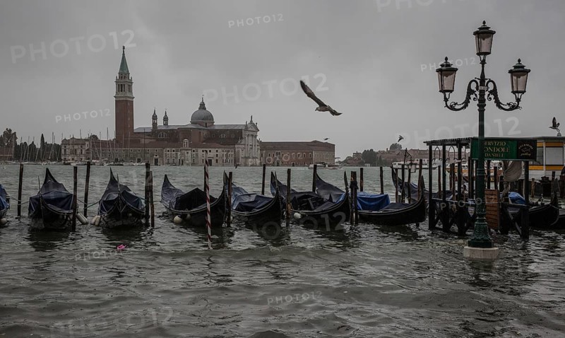Italy Venice Church of San Giorgio Maggiore -127 seen from the Molo at the Doge's Palace at high tide
