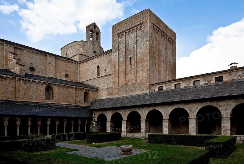 Cloister with crossing tower and south transept tower