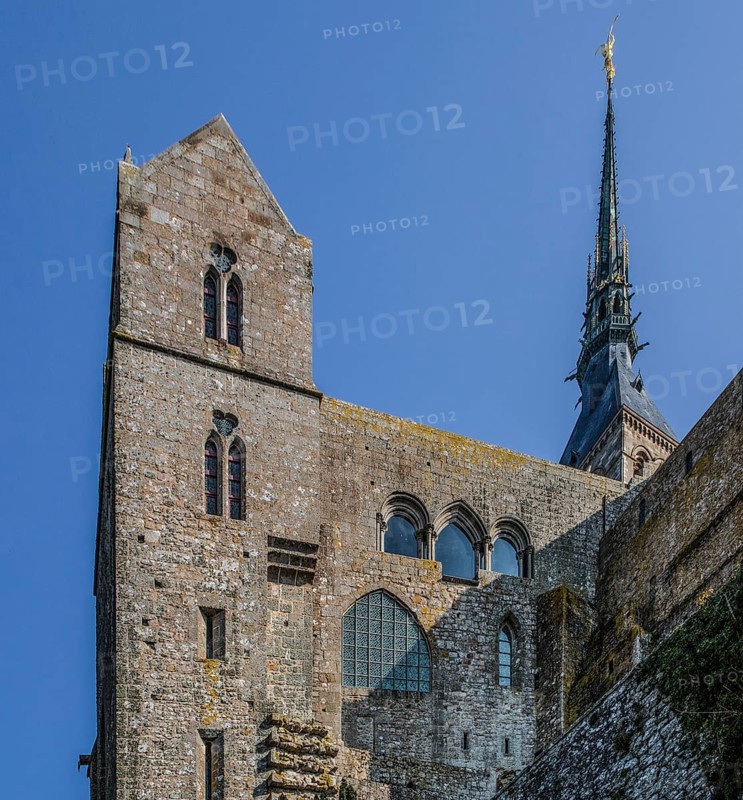 Mont-Saint-Michel, monastery hill, west gable of the convent building with three-window group of the cloister LES 3 ARCHES, on the right spire of the abbey church, St., Saint, Saint