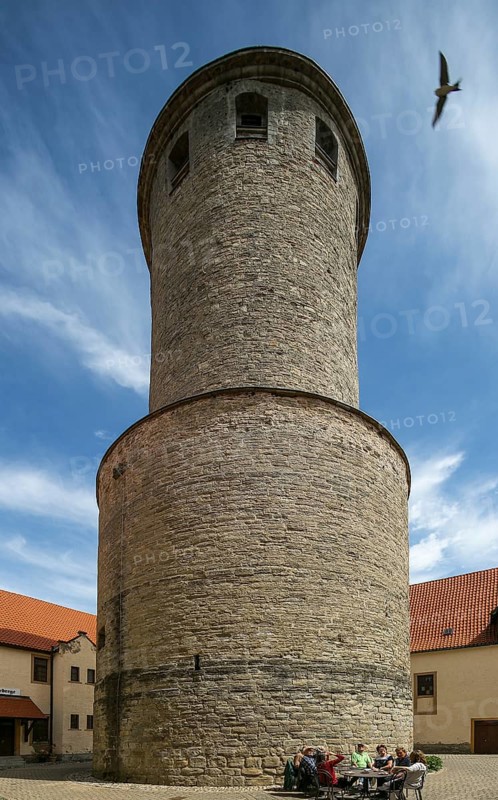 Haynsburg near Zeitz Picture no. 2289 Castle built 12th century Keep Lower part Romanesque Wall thickness 4, 5 m Diameter 12, 4 m Upper part 14th century