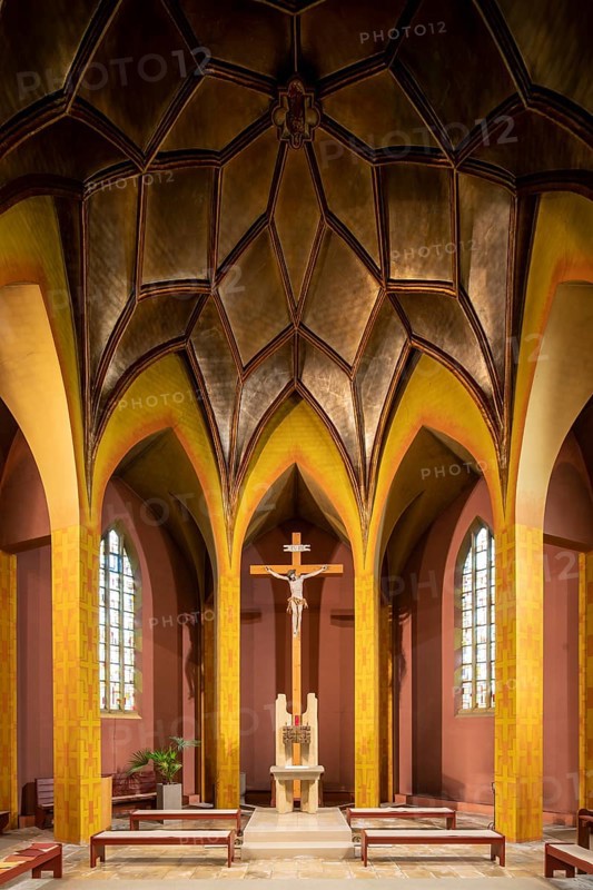 Geislingen (Zollernalbkreis), parish church of St Ulrich, St Ulrich, built between 1927 and 1928 by the architects Lütkemeier and Schilling, choir with star vault (reuse of the late medieval vault)