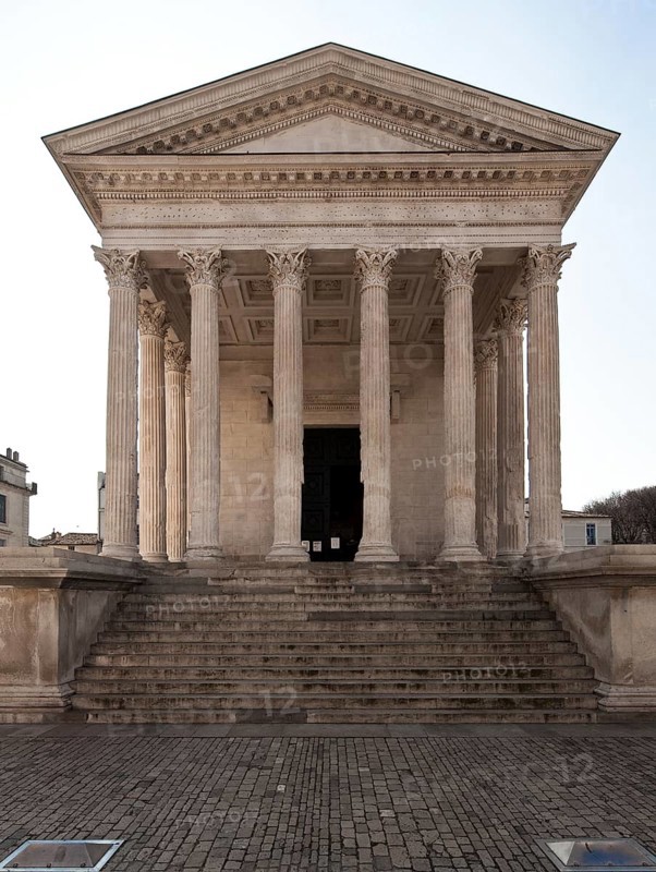 Frankr Nîmes Maison Carrée 59962 Roman podium stamp north pediment