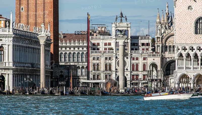 Venice, Piazzetta, from left to right: Bibliotheca Marciana, Campanile, Old Procuratie, Clock Tower and San Marco. On the right: Doge's Palace, St., St., Saint