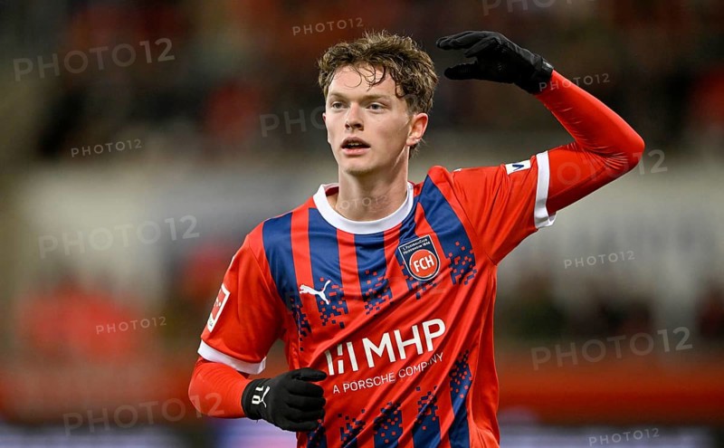 Paul Wanner 1. FC Heidenheim 1846 FCH (10) Gesture Gesture Voith-Arena, Heidenheim, Baden-Württemberg, Germany, Europe