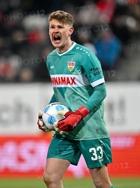 Goalkeeper Alexander Nübel VfB Stuttgart (33) angry, screams, WWK Arena, Augsburg, Bavaria, Germany, Europe