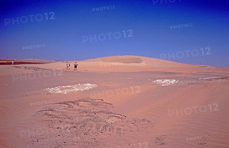 Sickle dune, Valley al-Charga, Libyan Desert, Egypt, September 1989, vintage, retro, old, historical, Africa