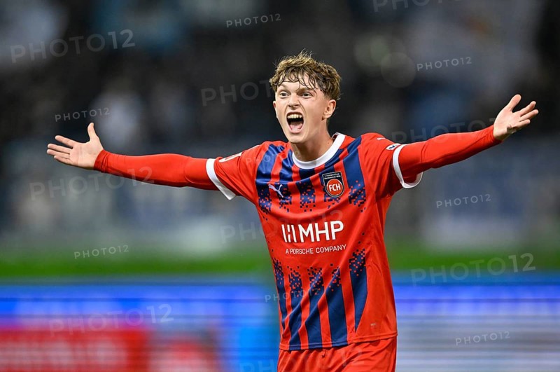 Paul Wanner 1. FC Heidenheim 1846 FCH (10) Gesture Gesture shouts, screams, Voith-Arena, Heidenheim, Baden-Württemberg, Germany, Europe