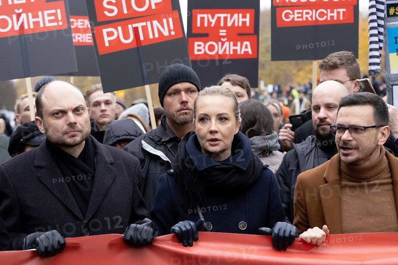 Berlin, Germany, 17 November 2024: Vladimir Kara-Mursa, Yulia Navalnaya and Ilya Yashin during an anti-war demonstration in Berlin against the war in Ukraine and political repression within Russia, Europe