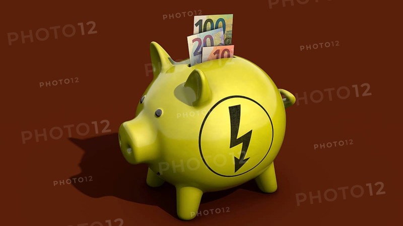 Symbolic image on the subject of saving energy