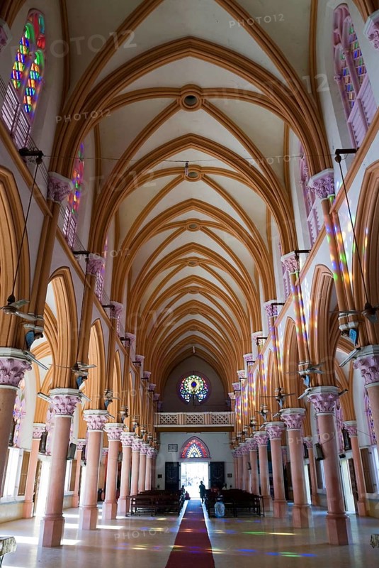 Interior, Saint Mary cathedral constructed in 1916, Madurai, Tamil Nadu, India, Asia