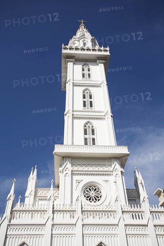 Basilica of Our Lady of Dolours with three tower front tower 146 ft high and rear Bible tower 260 feet high church has 15 Altars built in 1940, Thrissur, Kerala, India, Asia