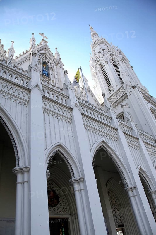 Basilica of Our Lady of Dolours with three tower front tower 146 ft high and rear Bible tower 260 feet high church has 15 Altars built in 1940, Thrissur, Kerala, India, Asia