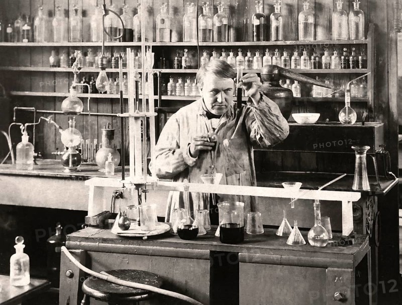 Edison‘s experimental development facility, Thomas Alva Edison, digitally edited according to a photography by W. K. Dickson, 1890