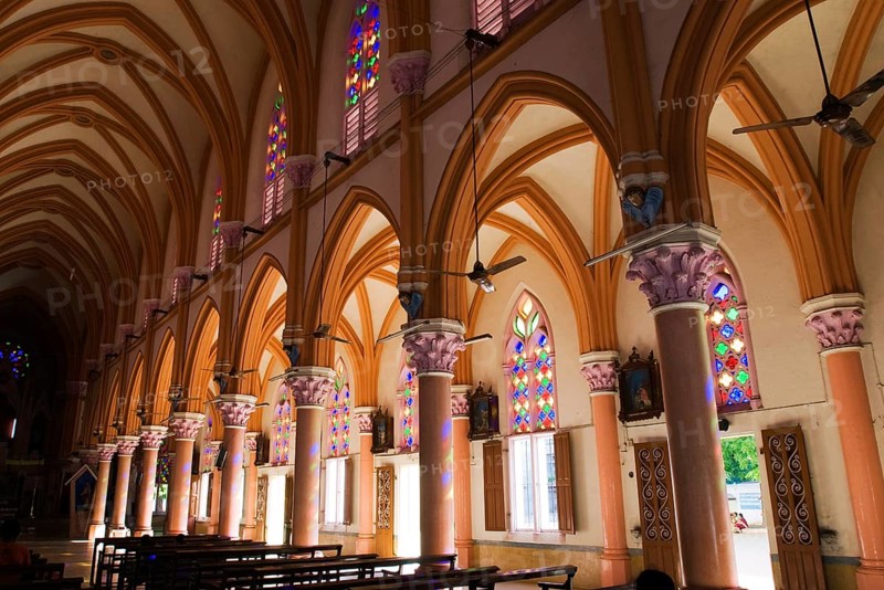 Interior, Saint Mary cathedral constructed in 1916, Madurai, Tamil Nadu, India, Asia