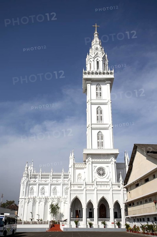 Basilica of Our Lady of Dolours with three tower front tower 146 ft high and rear Bible tower 260 feet high church has 15 Altars built in 1940, Thrissur, Kerala, India, Asia
