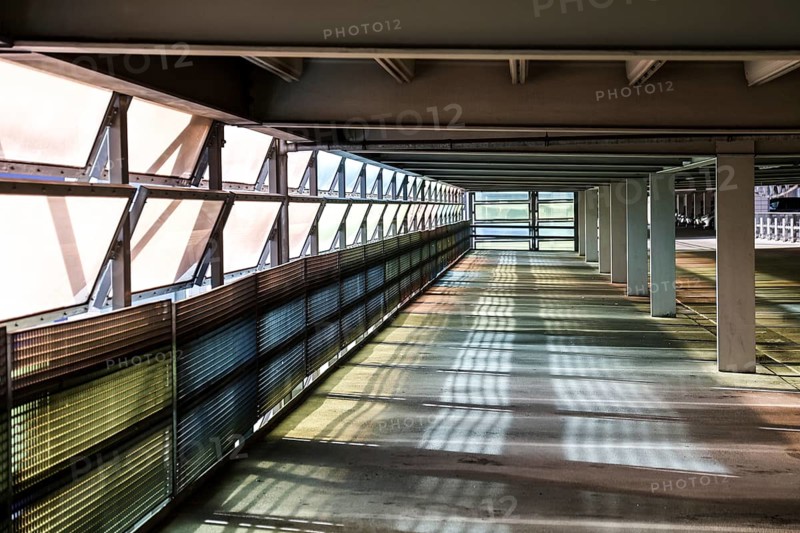 Unused parking spaces in a multi-storey car park, Berlin, 22.01.2025, Berlin, Berlin, Germany, Europe