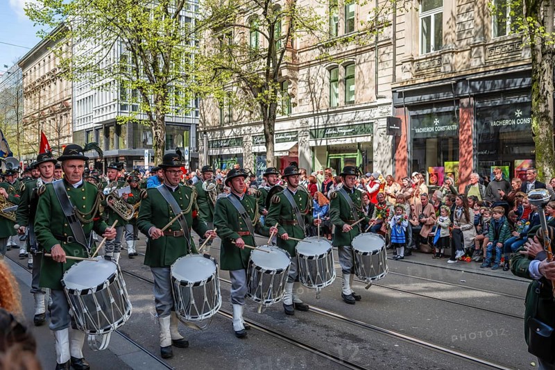 Drummers in the procession of the historically costumed guildsmen, Sechseläuten or Sächsilüüte, Zurich Spring Festival, Zurich, Switzerland, Europe