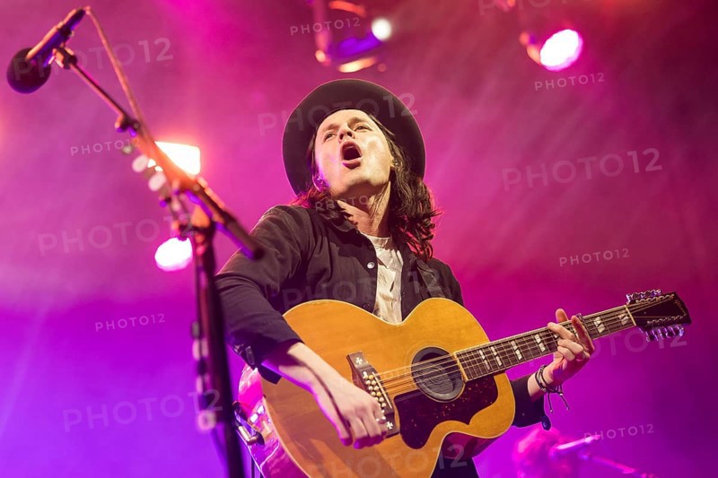 James Bay live on Up All Night Tour at the Columbiahalle in Berlin on 19.01.2025