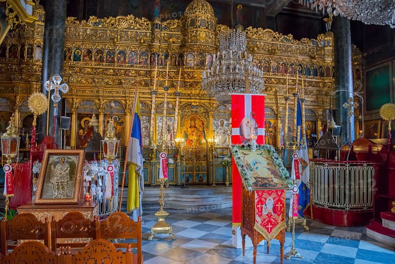 Iconostasis in an Orthodox church with rich gold decoration and religious symbols, Panaghia Church, Nafplio, Nafplio, Nafplion, Nafplion, Argolis, Peloponnese, Greece, Europe