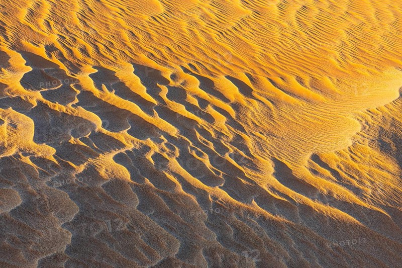 Sand structure formed by the wind, in the Rub al Khali desert, Dhofar province, Arabian Peninsula, Sultanate of Oman